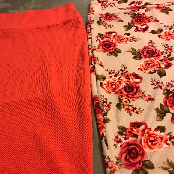 Bundle of two LuLaRoe pencil skirts. SOLD - Picture 2 of 6